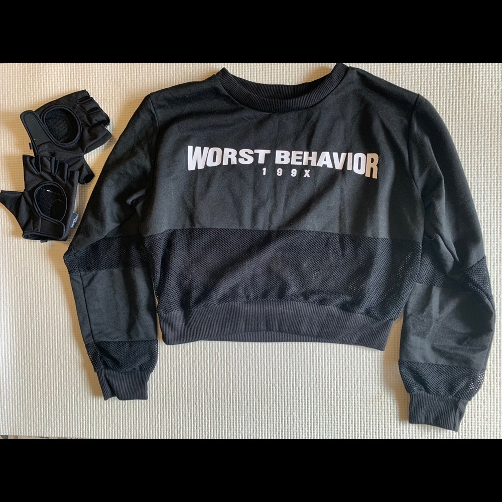 Long sleeve sweatshirt/crop top jacket